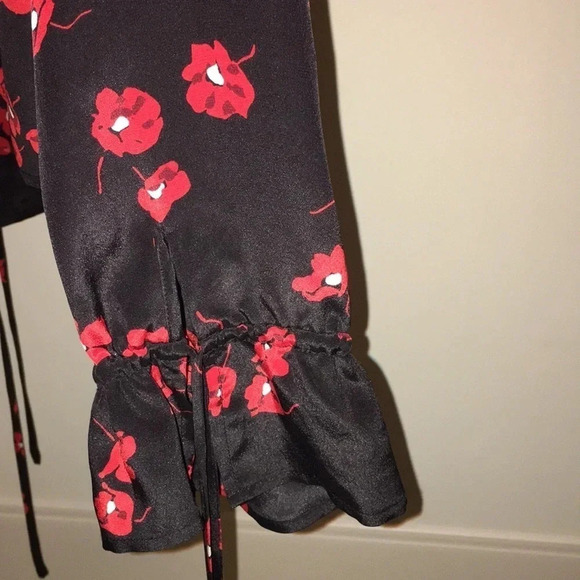 Derek Lam Black Red Floral Silk Blouse Size 8 - Picture 6 of 6